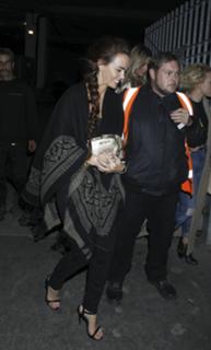 Jennifer Metcalfe feet photo thumbnail