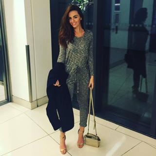 Jennifer Metcalfe feet photo thumbnail