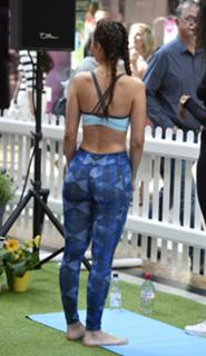 Jennifer Metcalfe feet photo thumbnail