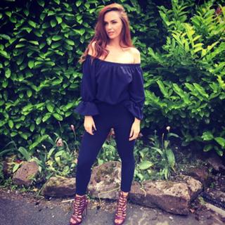 Jennifer Metcalfe feet photo thumbnail
