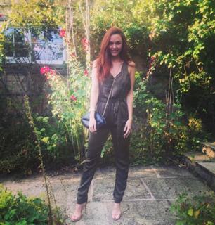 Jennifer Metcalfe feet photo thumbnail