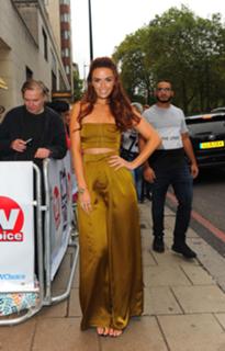 Jennifer Metcalfe feet photo thumbnail