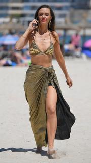 Jennifer Metcalfe feet photo thumbnail