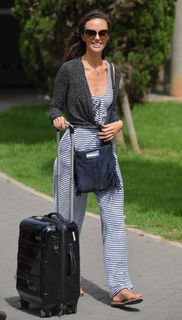 Jennifer Metcalfe feet photo thumbnail