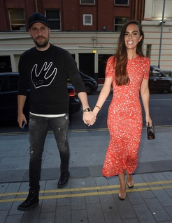 Jennifer Metcalfe feet photo thumbnail