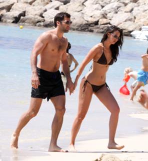 Jennifer Metcalfe feet photo thumbnail