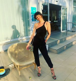 Jennifer Metcalfe feet photo thumbnail