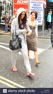 Jennifer Metcalfe feet photo thumbnail