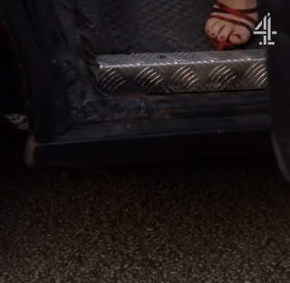 Jennifer Metcalfe feet photo thumbnail