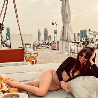 Jennifer Metcalfe feet photo thumbnail