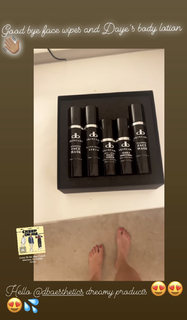 Jennifer Metcalfe feet photo thumbnail