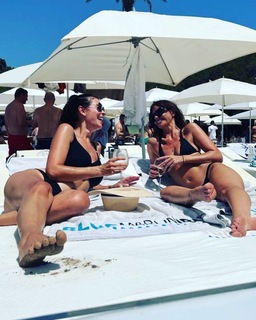 Jennifer Metcalfe feet photo thumbnail