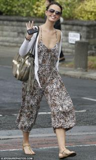 Jennifer Metcalfe feet photo thumbnail