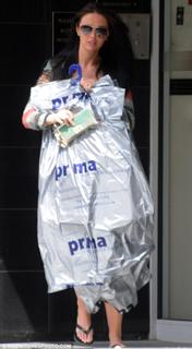 Jennifer Metcalfe feet photo thumbnail