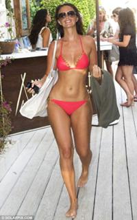 Jennifer Metcalfe feet photo thumbnail