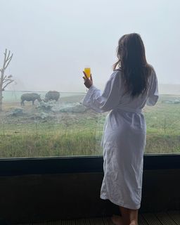 Jennifer Metcalfe feet photo thumbnail