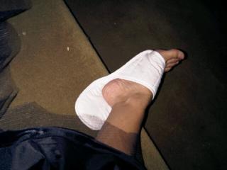 Jennifer Metcalfe feet photo thumbnail