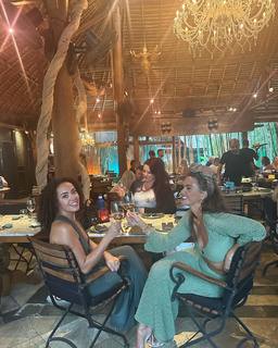 Jennifer Metcalfe feet photo thumbnail