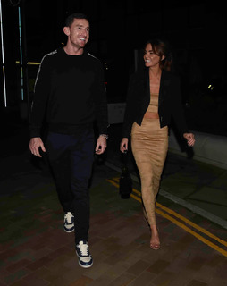 Jennifer Metcalfe feet photo thumbnail