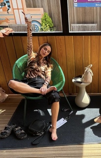 Jennifer Metcalfe feet photo thumbnail