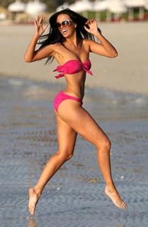 Jennifer Metcalfe feet photo thumbnail