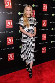 Jennifer Morrison feet photo thumbnail
