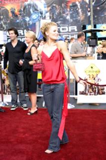 Jennifer Morrison feet photo thumbnail