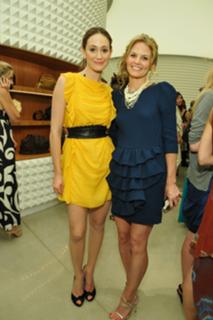Jennifer Morrison feet photo thumbnail