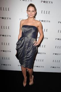 Jennifer Morrison feet photo thumbnail