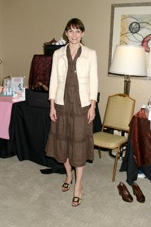 Jennifer Morrison feet photo thumbnail