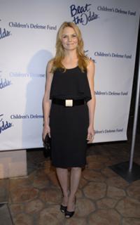 Jennifer Morrison feet photo thumbnail