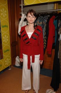 Jennifer Morrison feet photo thumbnail