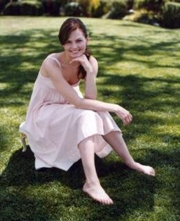 Jennifer Morrison feet photo thumbnail