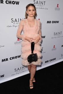 Jennifer Morrison feet photo thumbnail