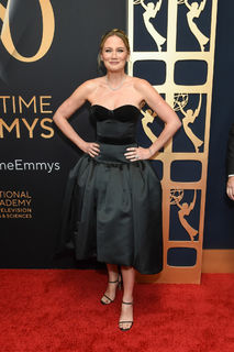 Jennifer Nettles feet photo thumbnail