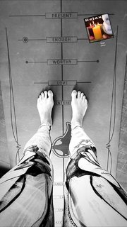 Jennifer O'Dell feet photo thumbnail