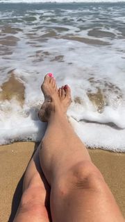 Jennifer O'Dell feet photo 1
