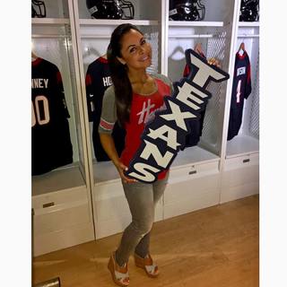Jennifer Reyna feet photo 6