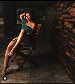 Jennifer Reyna feet photo 1