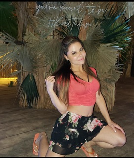 Jennifer Reyna feet photo 11