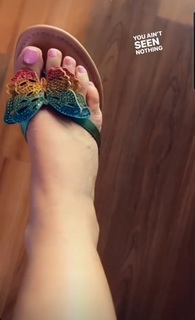 Jennifer Reyna feet photo 13