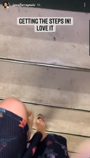 Jennifer Reyna feet photo 2