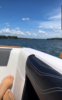 Jennifer Reyna feet photo 1