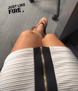 Jennifer Reyna feet photo 17