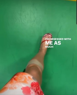Jennifer Reyna feet photo 16