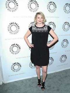 Jennifer Robertson feet photo 12