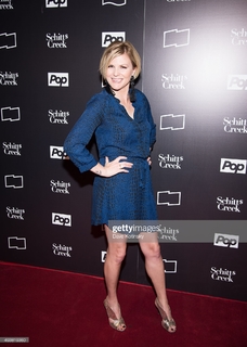 Jennifer Robertson feet photo 8