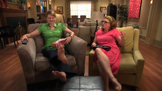 Jennifer Robertson feet photo 5