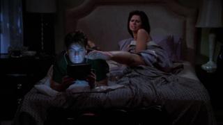 Jennifer Taylor feet photo thumbnail