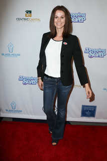 Jennifer Taylor feet photo thumbnail